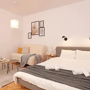 Apartament The Pearl Of Drumul Taberei + Netflix, Bucureşti